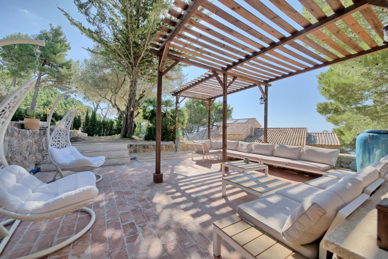Miramar Villa *